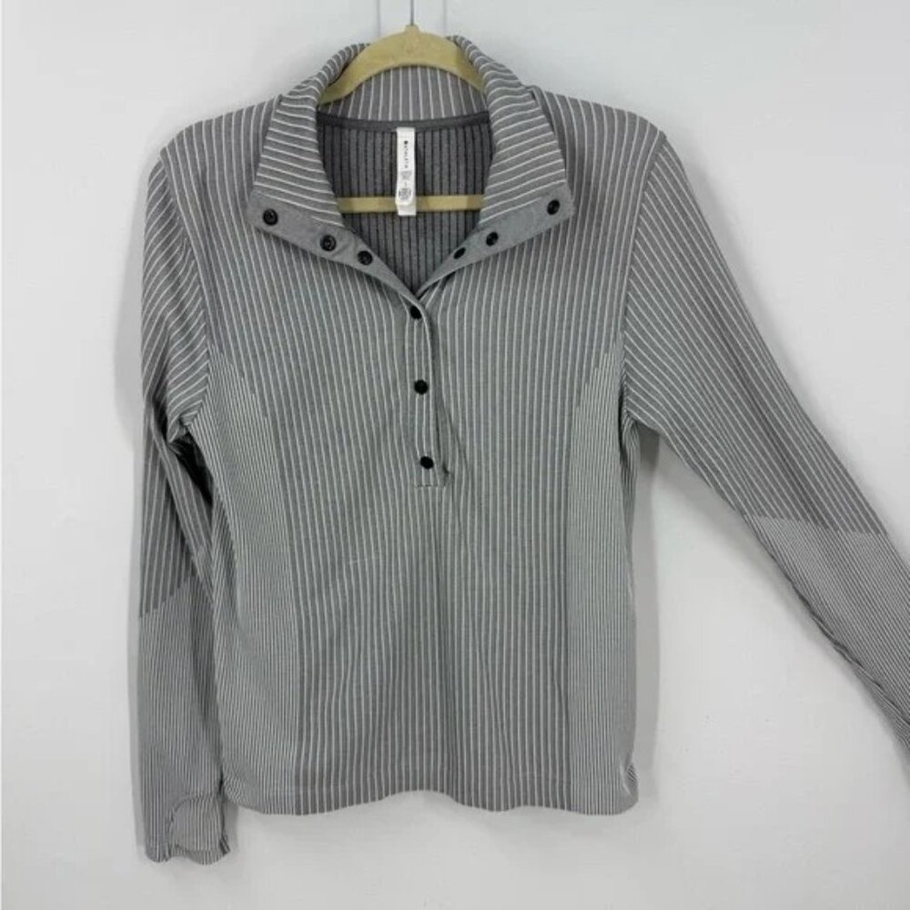 Athleta Gray Striped Knit Top with snap closure and thumb holes L